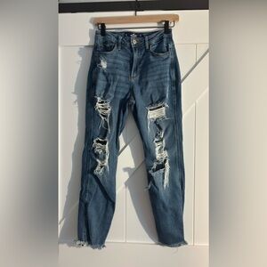 Hollister Distressed Curvy High-rise Mom Jean